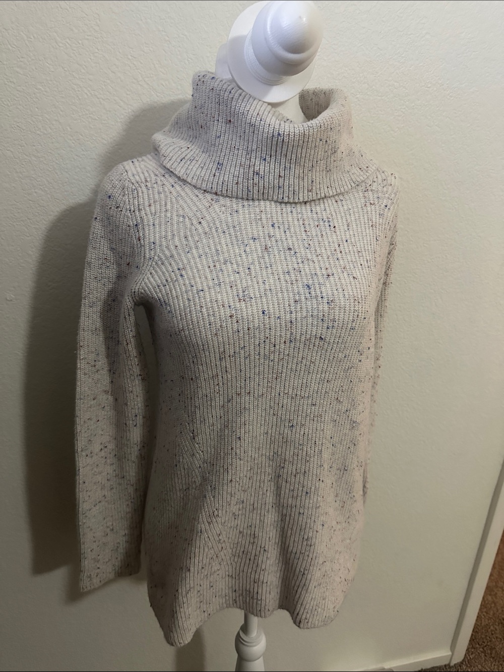 Talbots Cream Speckled Ribbed Turtleneck Sweater